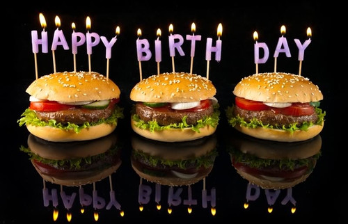 Красивые открытки и анимация с днем рождения гамбургера
